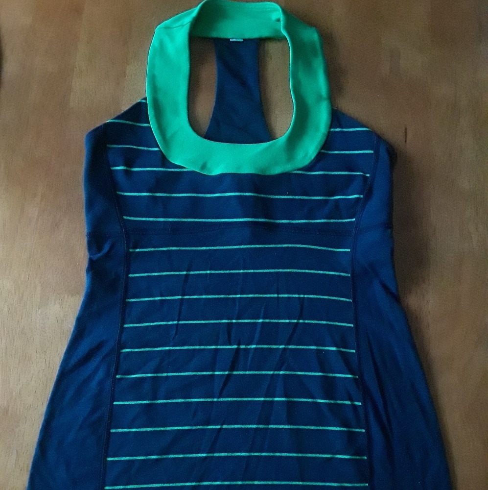 Lululemon Scoop neck tank top size 6